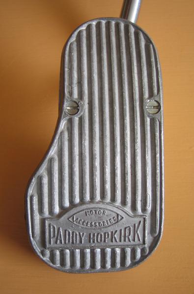 http://www.mgexp.com/phile/71/203835/Paddy_Hopkirk_Throttle_Pedal_NOS_Front_View.JPG