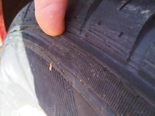 Tire sidewall wear - Cause for grooving? : MGB & GT Forum : The MG Experience