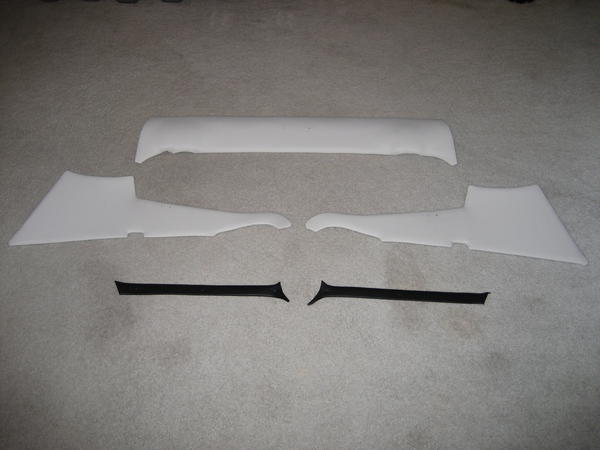 late model MGB GT FINISHER 'B' POST MOULDING 